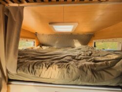 Photo du lit en capucine du Sunset Cruiser